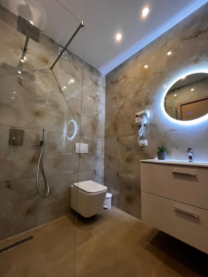 Belix Seaview Apartments Durres Bagian luar foto