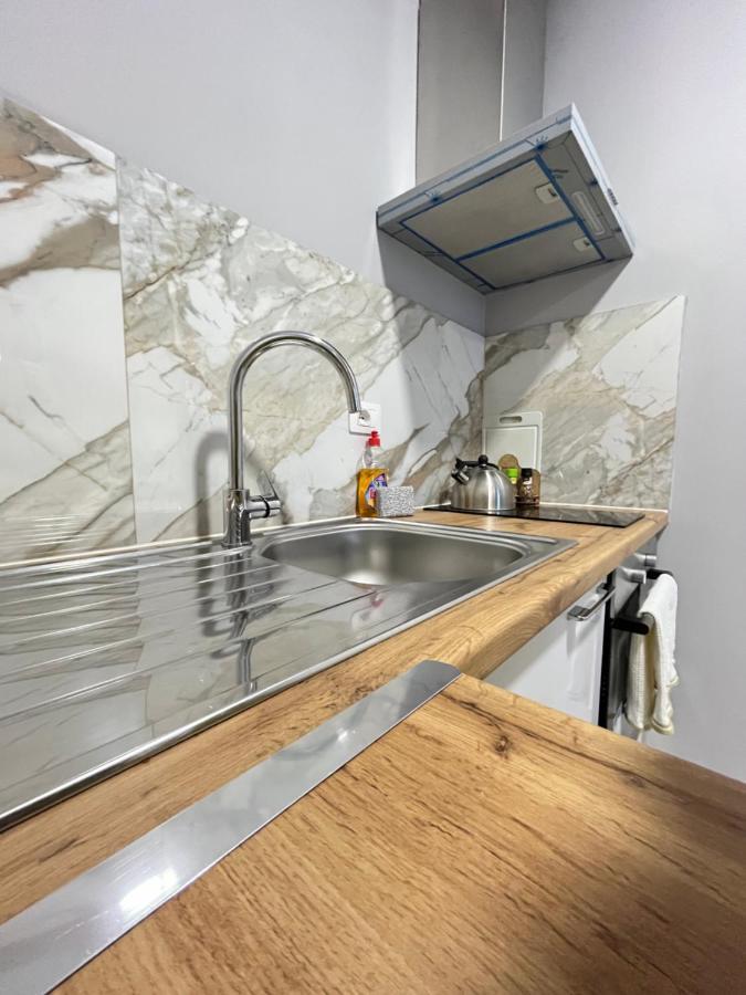 Belix Seaview Apartments Durres Bagian luar foto