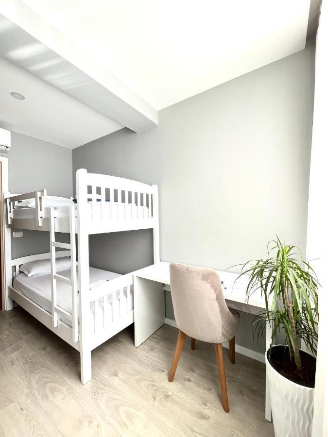 Belix Seaview Apartments Durres Bagian luar foto